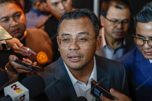 DATUK SERI AMIRUDIN SHARI