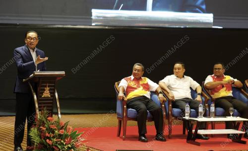 DATUK SERI ANUAR IBRAHIM