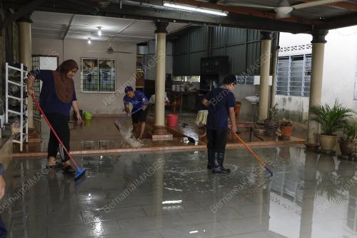 TINJAUAN BANJIR DI KUALA SELANGOR