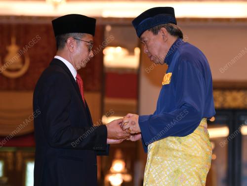 SG11_14052018_SULTAN_BN201805108236