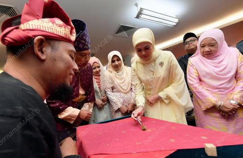 TENGKU PERMAISURI SELANGOR TENGKU PERMAISURI NORASHIKIN