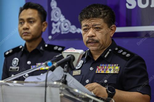 ACP WAN AZLAN WAN MAMAT