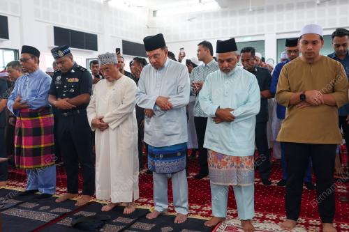 DATUK SERI ANWAR IBRAHIM