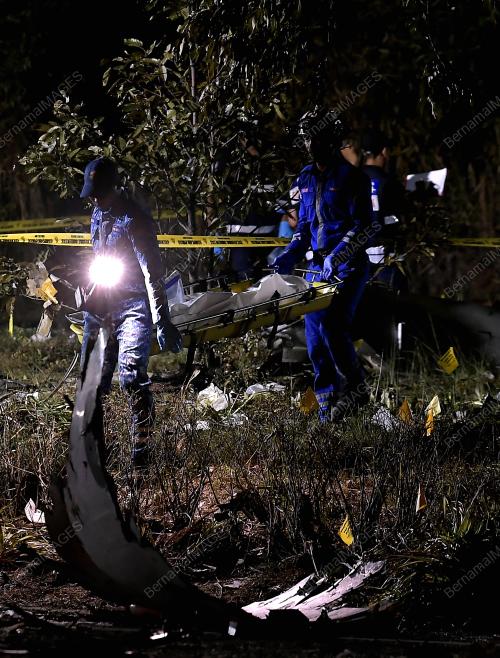 NAHAS PESAWAT TERHEMPAS DI ELMINA SHAH ALAM