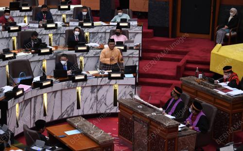 DATUK SERI AMIRUDIN SHARI