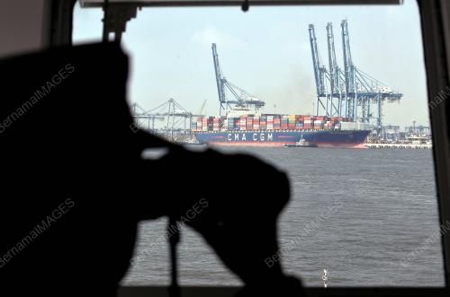 PELANCARAN OP KHAS PAGAR LAUT