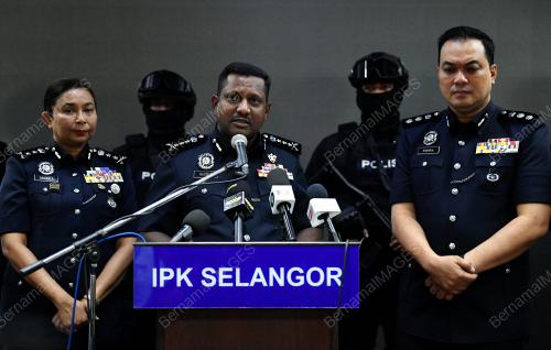 DATUK HUSSEIN OMAR KHAN