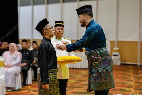 TENGKU AMIR SHAH
