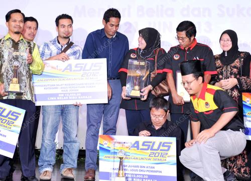 SG11_21062013_ASUS_ANUGERAH