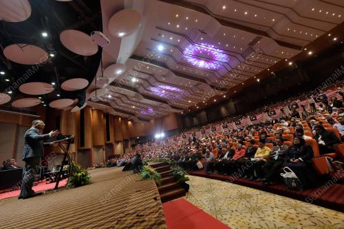 DATUK SERI AMIRUDIN SHARI