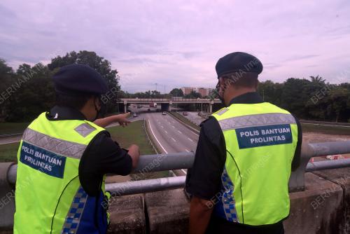 PLAZA TOL BUKIT JELUTONG