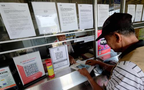 PEJABAT POS BERUSIA 100 TAHUN
