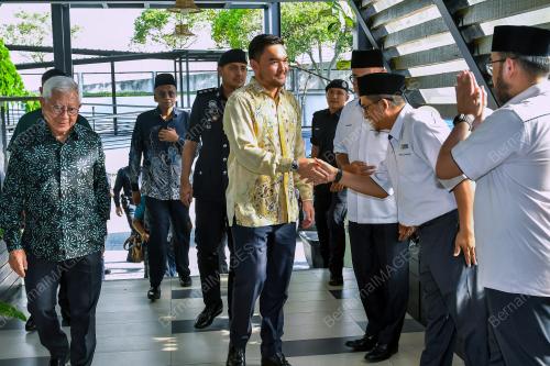TENGKU AMIR SHAH