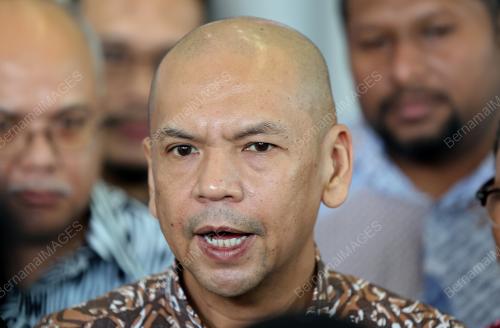 DATUK ARMIZAN MOHD ALI