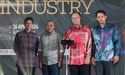 PROF DR MOHD IZANI MOHD ZAIN