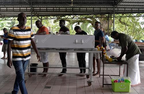 BEKAS PETUGAS BERNAMA MENINGGAL DUNIA