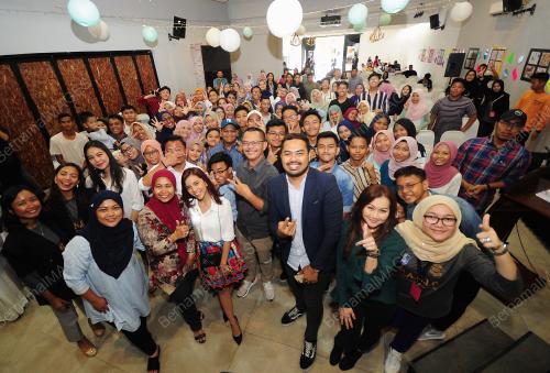 SG11_28042019_MASSCOMM_BN201904035448