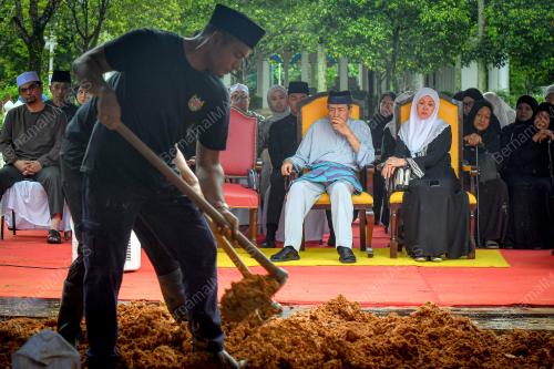 IBU TENGKU PERMAISURI SELANGOR MENINGGAL