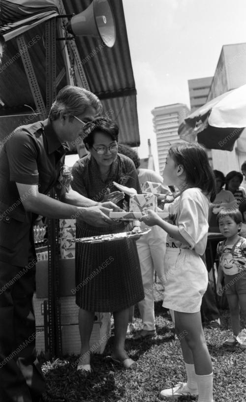 SG11_28102015_HARI_SUKAN