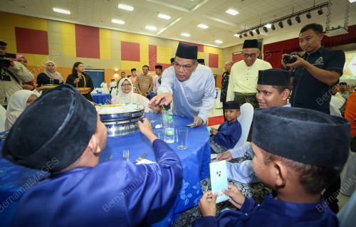 DATUK SERI SAIFUDDIN NASUTION