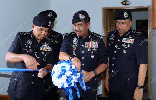 TAN SRI RAZARUDIN HUSAIN