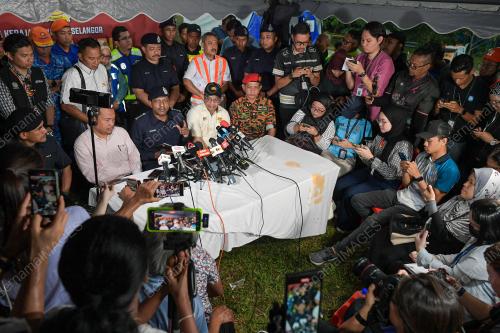 DATUK HUSSEIN OMAR KHAN
