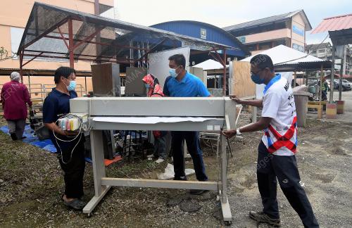 TINJAUAN PROSES PEMBERSIHAN DI SMK TAMAN SRI MUDA SHAH ALAM