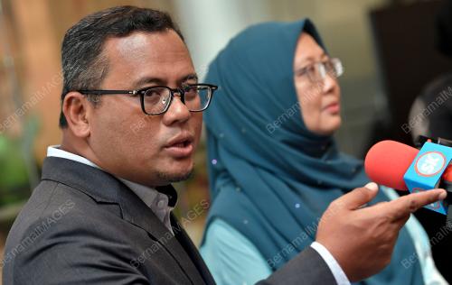 DATUK SERI AMIRUDIN SHARI