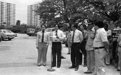 HARI PENAMAAN CALON KEPONG
