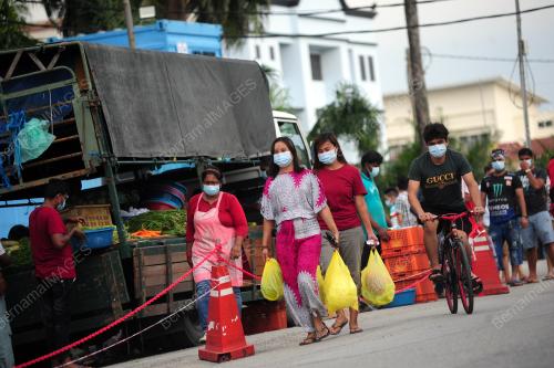 TINJAUAN KAWASAN PEKERJA WARGA ASING DI MERU KLANG