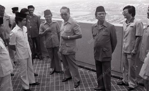 SULTAN SALAHUDDIN ABDUL AZIZ SHAH