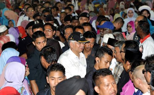 SG12_08032013_NAJIB