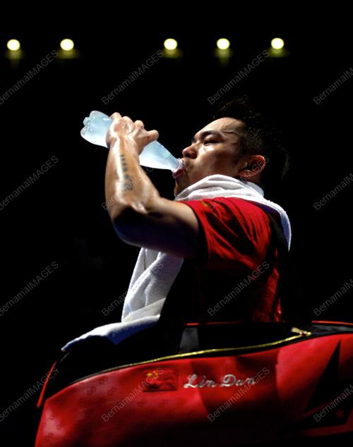 SG12_08042016_BADMINTON