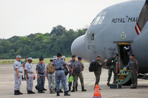 PENGHANTARAN PASUKAN PEMERHATI INTERIM KE KEMBOJA