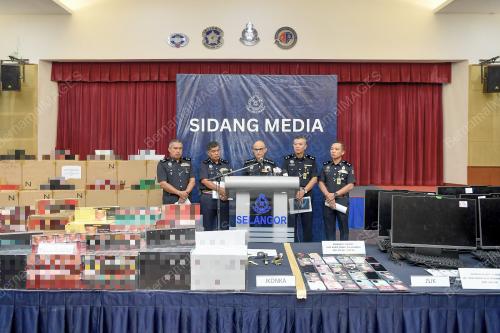 SIDANG MEDIA KETUA POLIS SELANGOR