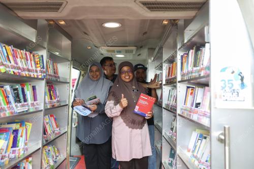 DATUK AIMAN ATHIRAH SABU