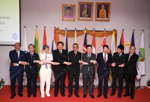 DATUK KAMARUDIN JAFAR