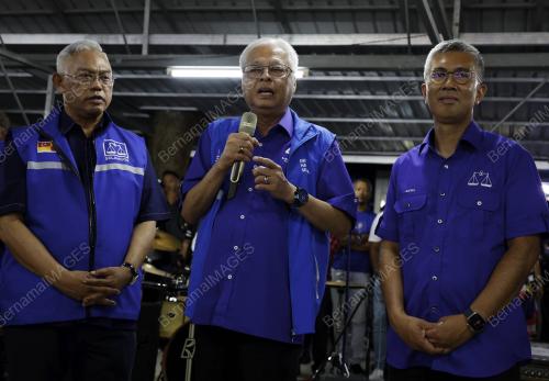 DATUK SERI ISMAIL SABRI YAAKOB