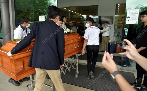 _JURUTERBANG_MAUT