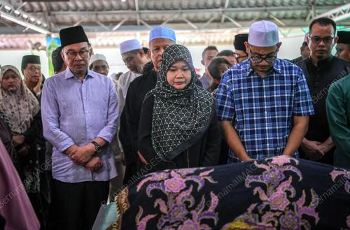 DATUK SERI ANWAR IBRAHIM