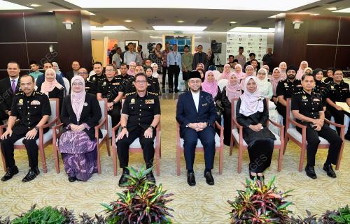 TAN SRI AZAM BAKI