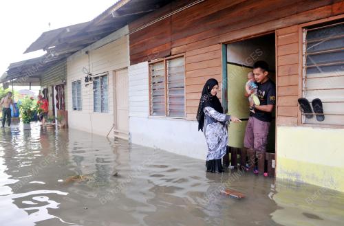 SG12_17102016_BANJIR