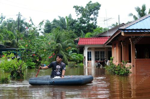 BANJIR KILAT SHAH ALAM