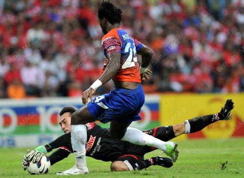SG12_19042013_PIALA_SUPER
