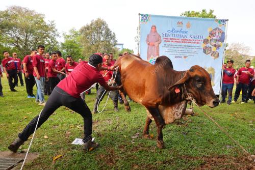 KORBAN SENTUHAN KASIH P113 SEPANG BERSAMA KPKT DAN BOMBA