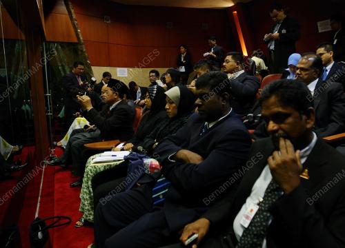 SG12_24012011_SIDANG