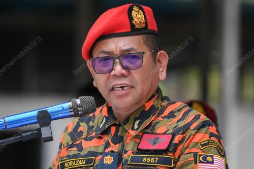 DATUK NORAZAM KHAMIS