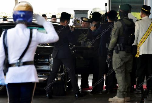 SULTAN JOHOR SULTAN IBRAHIM