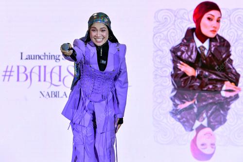 NABILA RAZALI LANCAR LAGU BAHARU BALAS BAIK