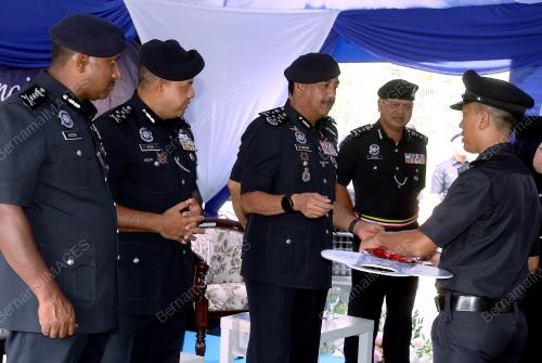 TAN SRI RAZARUDIN HUSAIN